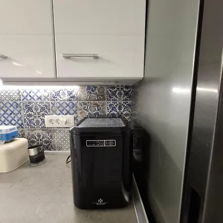 Holiday home Mala Kuca Od Soli Pokraj Mora 4 Osobe Jezera